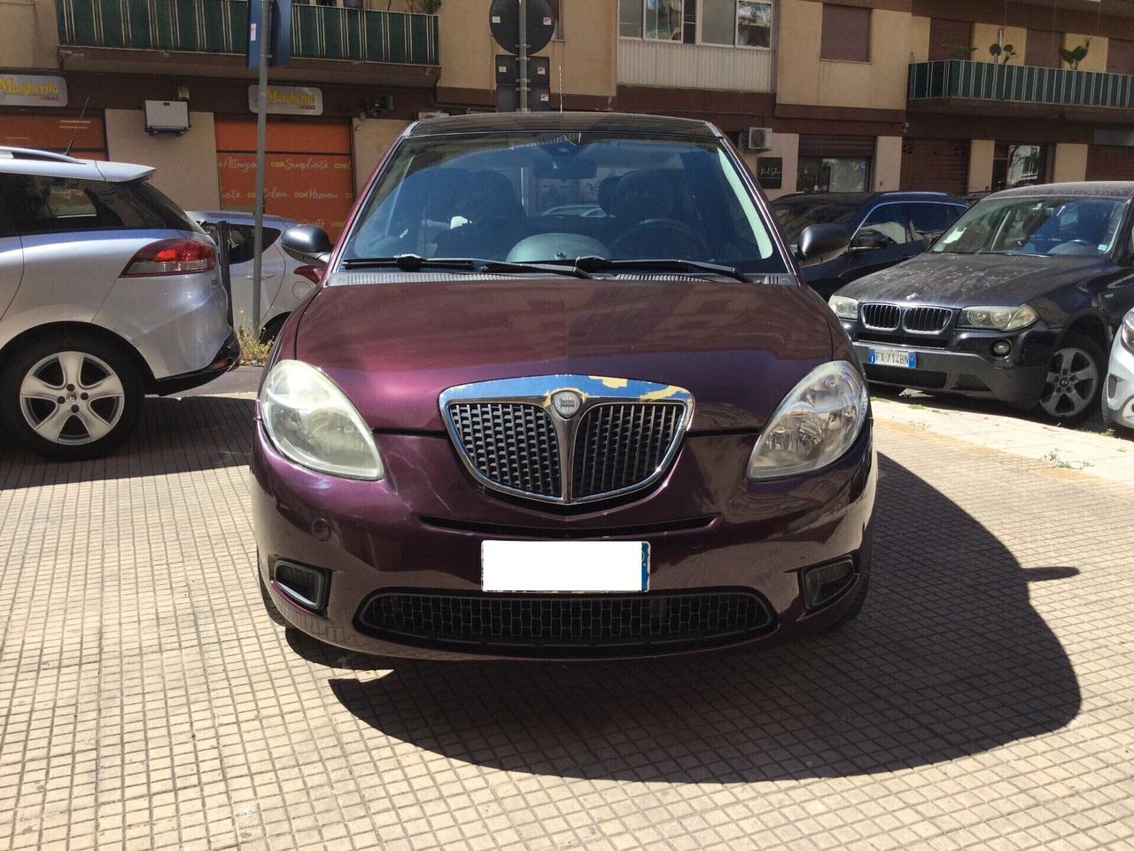 Lancia Ypsilon 1.3 MJT 75 CV Moda Milano