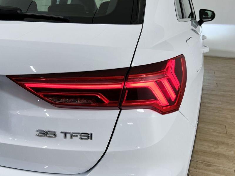 Audi Q3 Q3 35 1.5 tfsi Business Advanced s-tronic