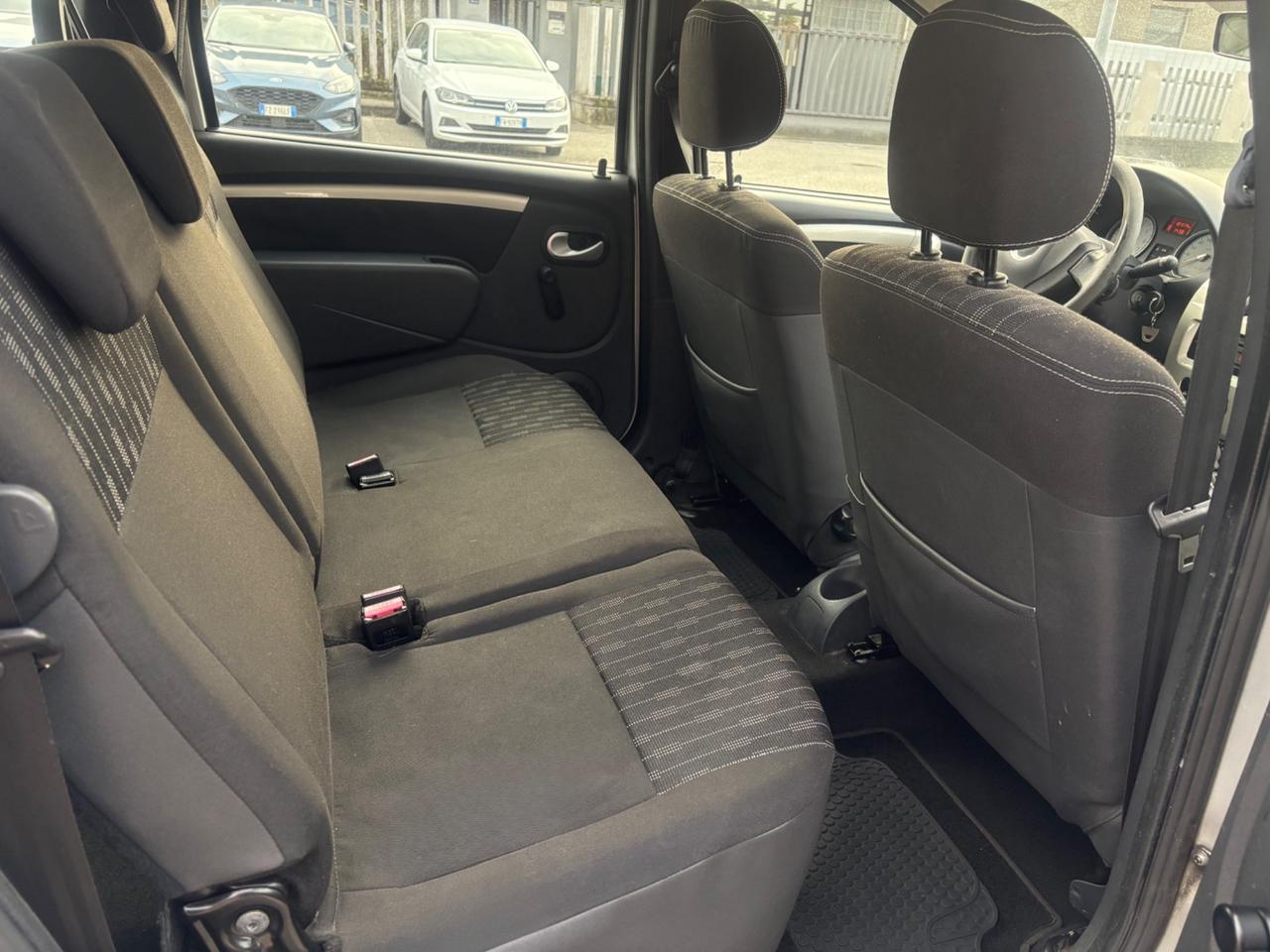 Dacia Logan 1.5 dCi 90CV 7 posti Euro5 2012