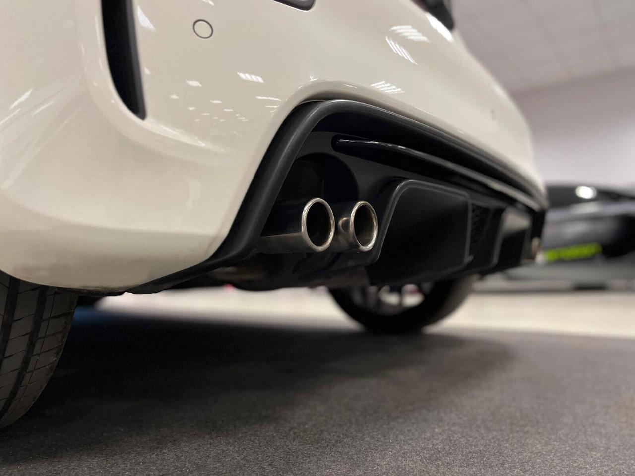 Abarth 595 C 1.4 Turbo T-Jet 180 CV Competizione MTA