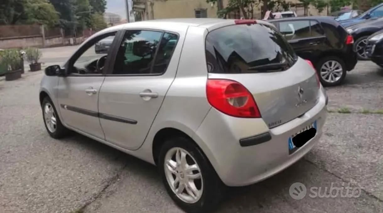 Renault Clio 1.2 benzina frizione e motore
