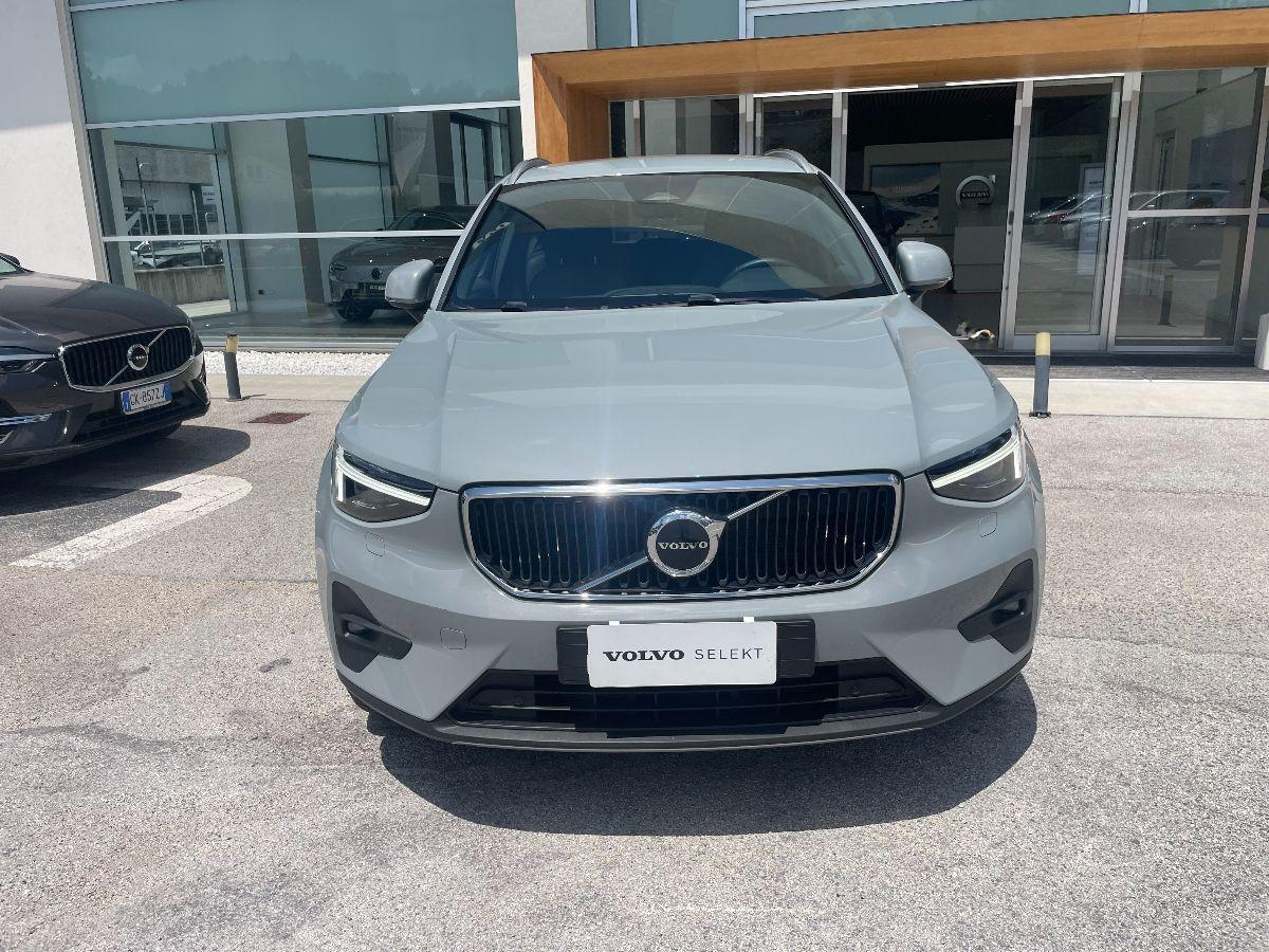 VOLVO - XC40 - B3 automatico Core