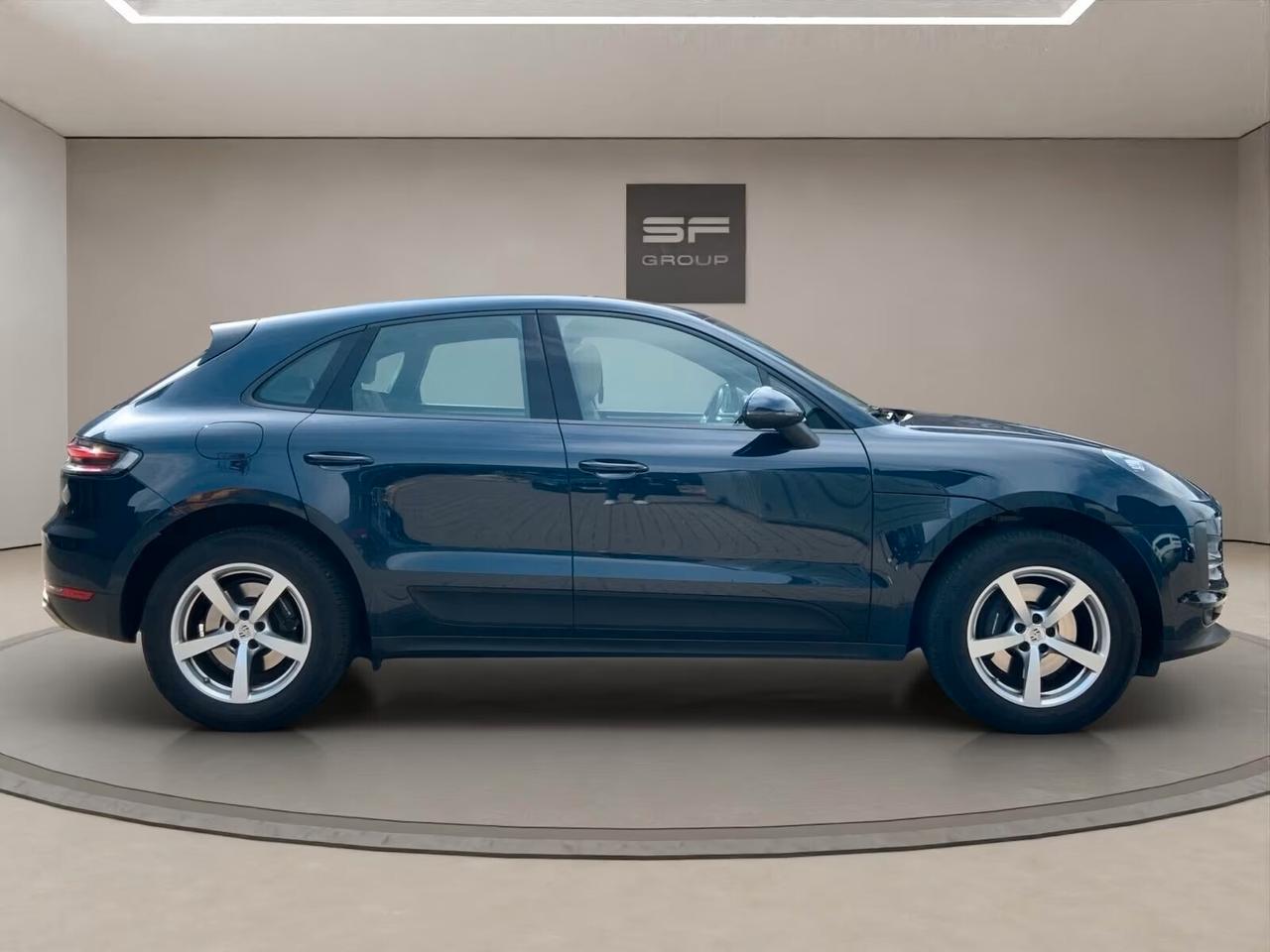 Porsche Macan 2.0 AUTO-NAVI-TETTO