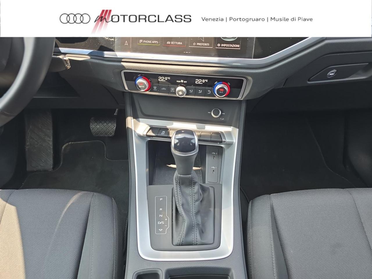 Audi Q3 35 2.0 tdi business advanced s tronic