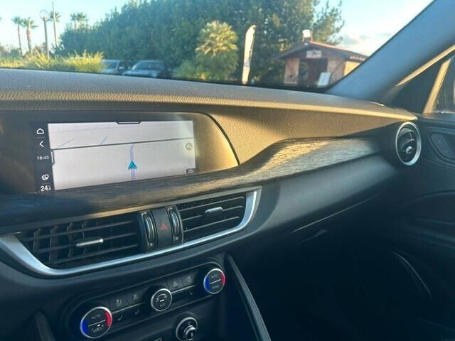Alfa Romeo Stelvio 2.2 Turbodiesel 190 CV AT8 RWD Business