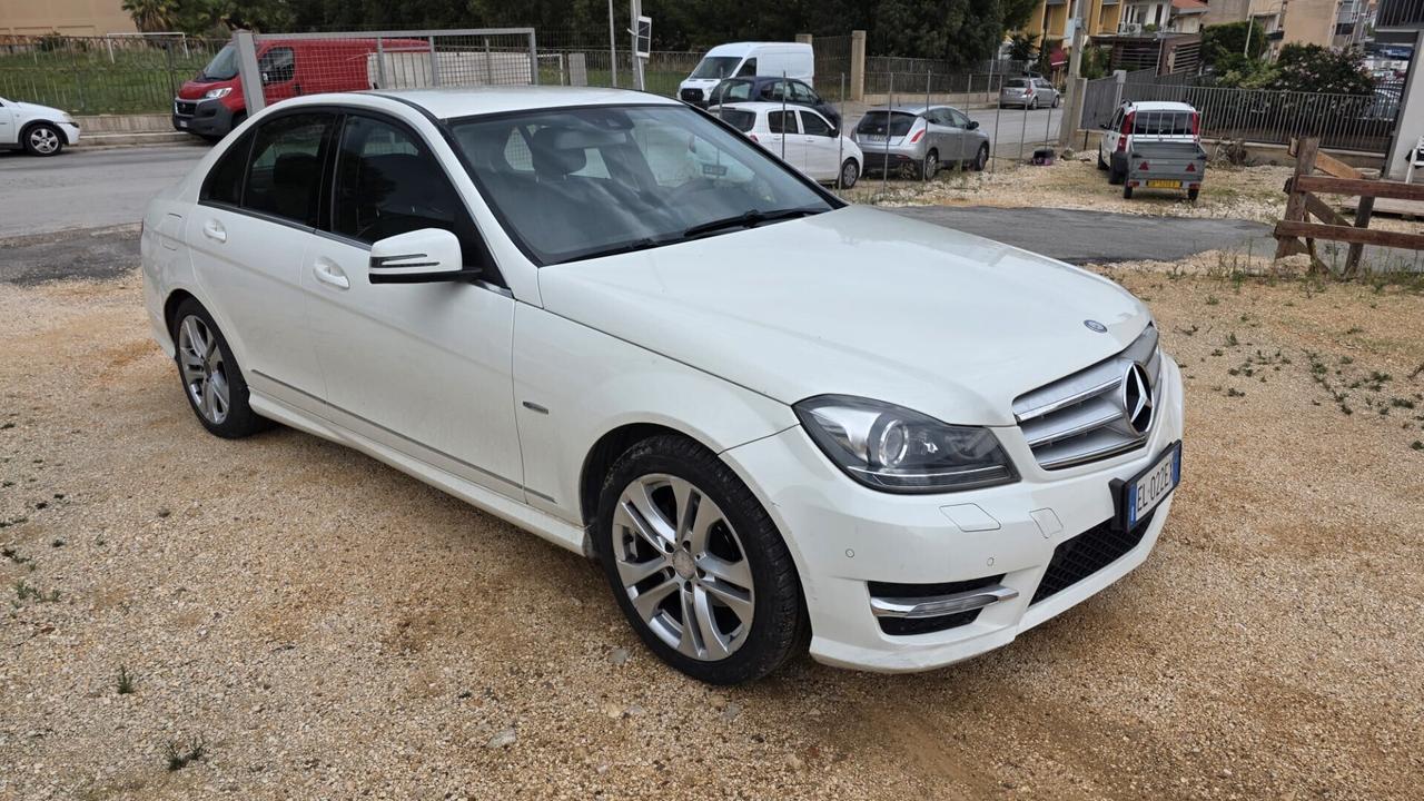 MERCEDES-BENZ C 200 CDI BlueEFFICIENCY 2012 AVANTGARDE E5 € 7.900,00