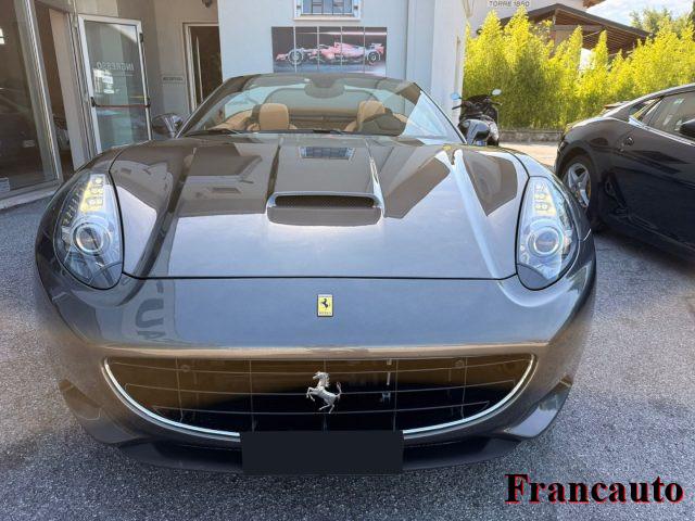 FERRARI California DCT