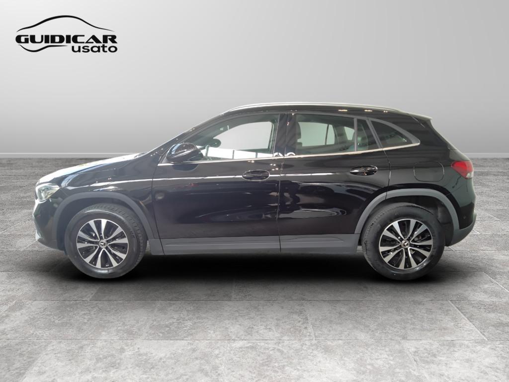 Mercedes-Benz GLA-H247 2020 - GLA 180 d Sport auto