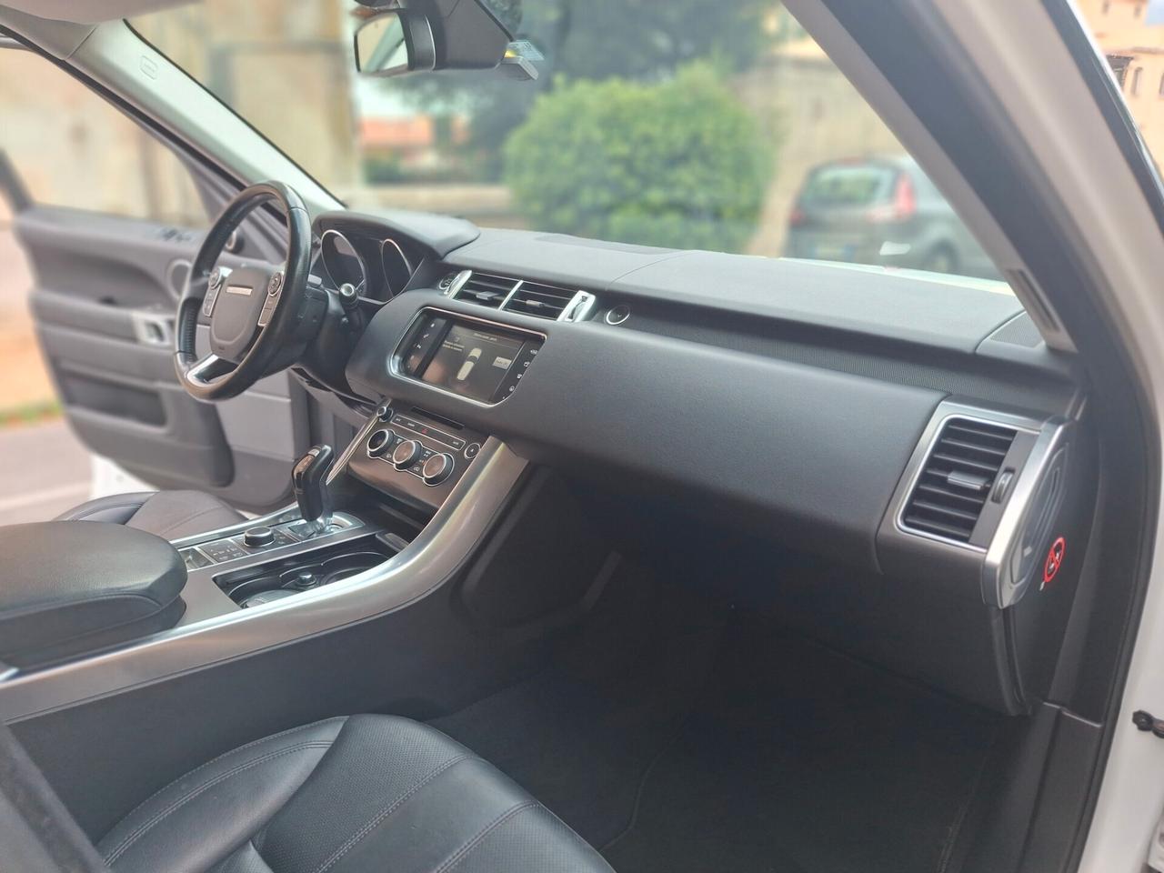 Land Rover Range Sport 3.0 TDV6 SE
