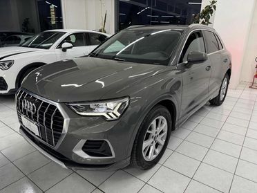 AUDI Q3 35 TDI quattro S tronic Business Advanced