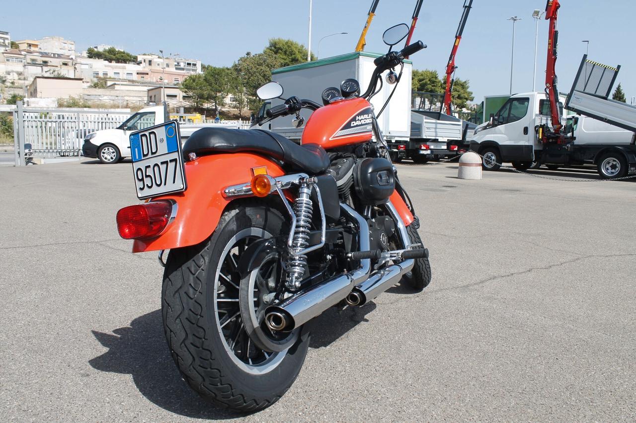 Harley-davidson 883 Sportster R XL883R