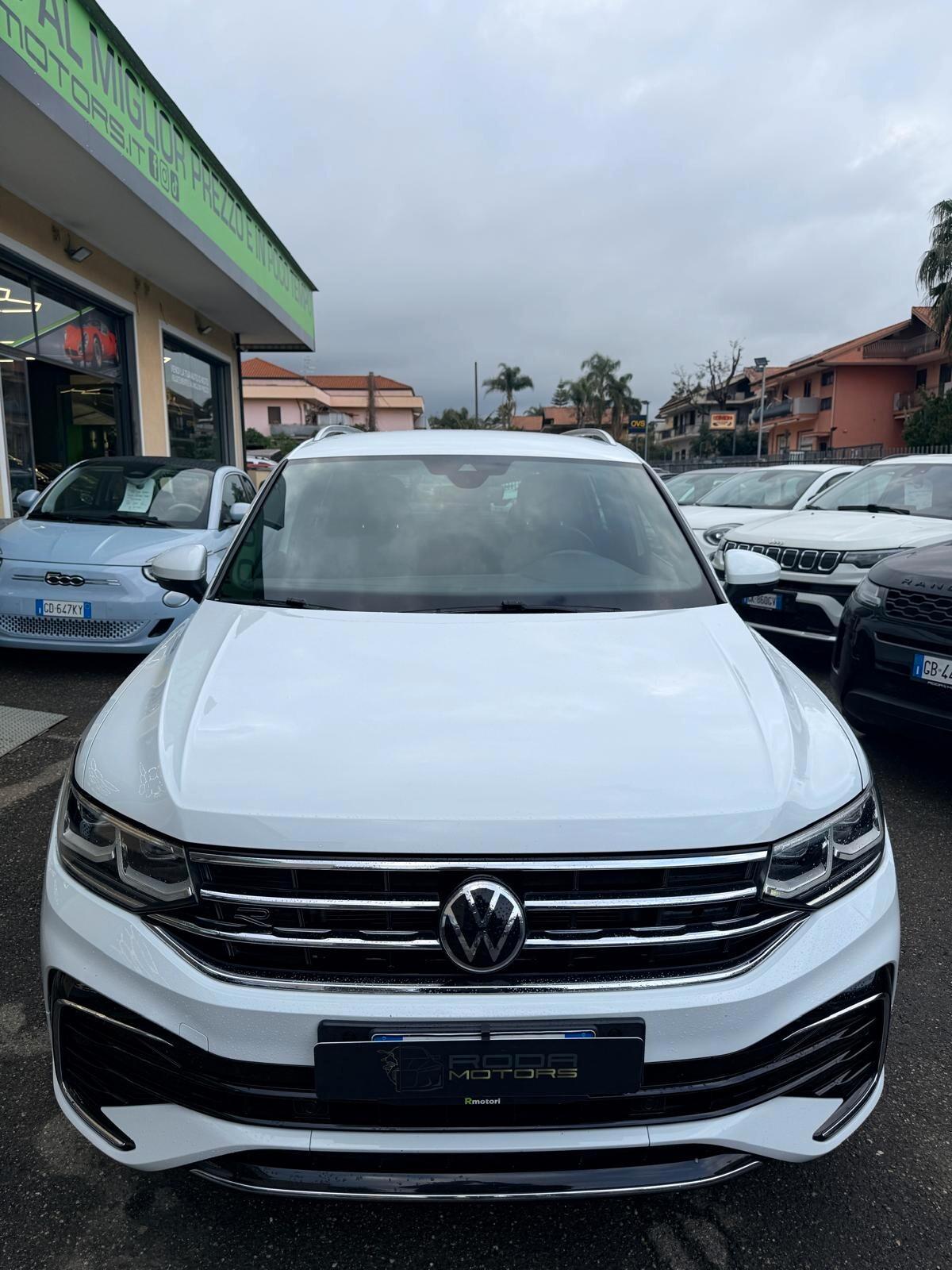 Volkswagen Tiguan 2.0 TDI 150 CV SCR DSG R-Line