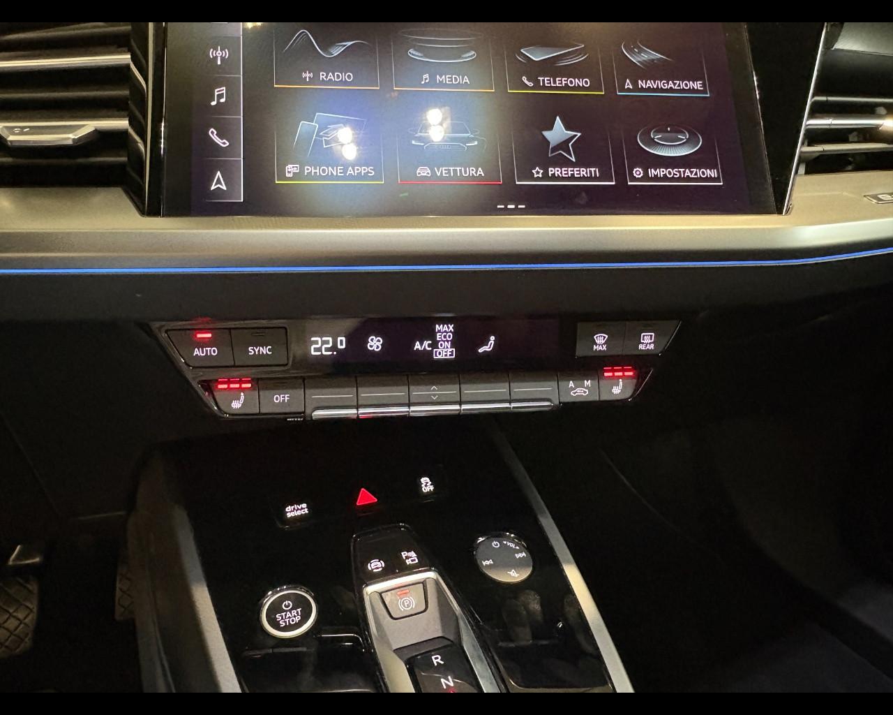 AUDI Q4 45 E-TRON S-LINE EDITION