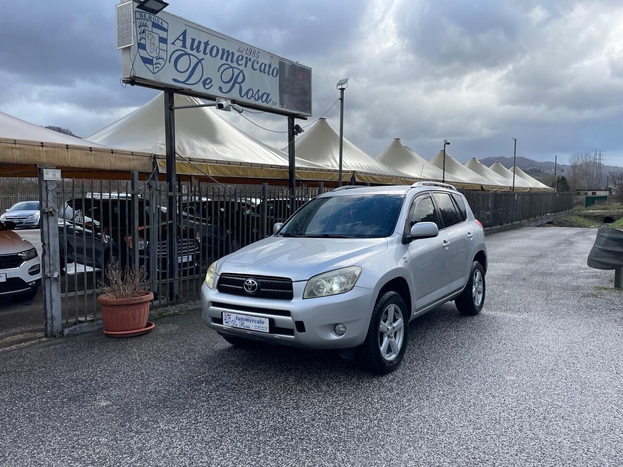 Toyota RAV 4 RAV4 2.2 D-4D 136 CV Luxury