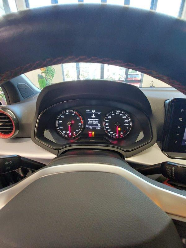 SEAT Arona 1.0 Eco TSI 85kW XPERIENCE