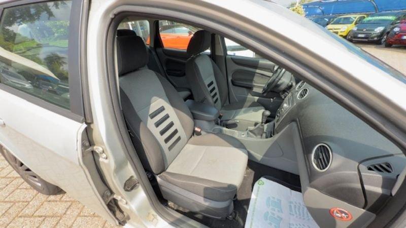 Ford Focus II 2008 SW Style Wagon 1.6 tdci Titanium 90cv