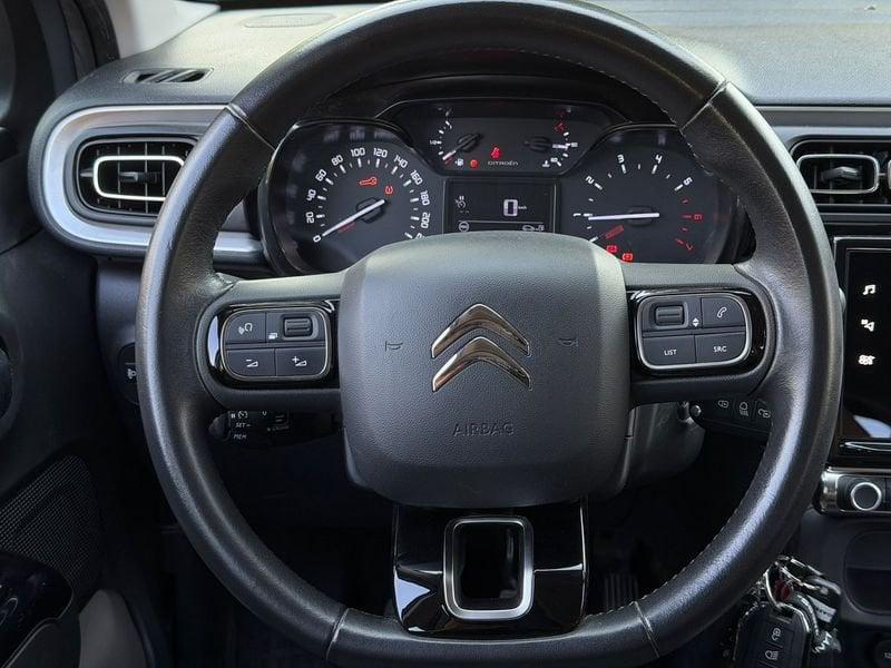 Citroën C3 C3 1.2 Shine Pack s&s 110cv "retrocamera"