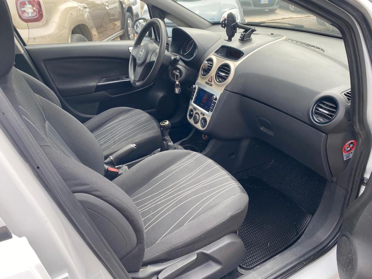 Opel Corsa 1.2 5 porte Enjoy