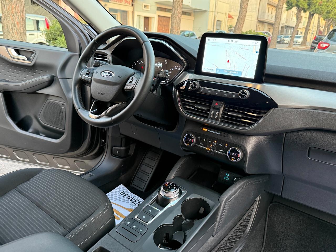 Ford Kuga 1.5 EcoBlue Autom Titanium NAVI CARPLAY
