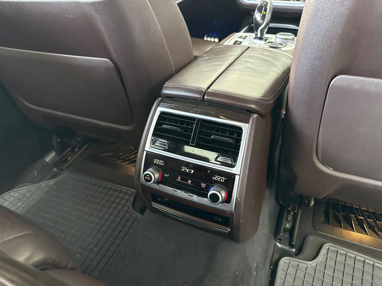 Bmw 740 740E LUXURY 326 CV FULL OPTIONAL