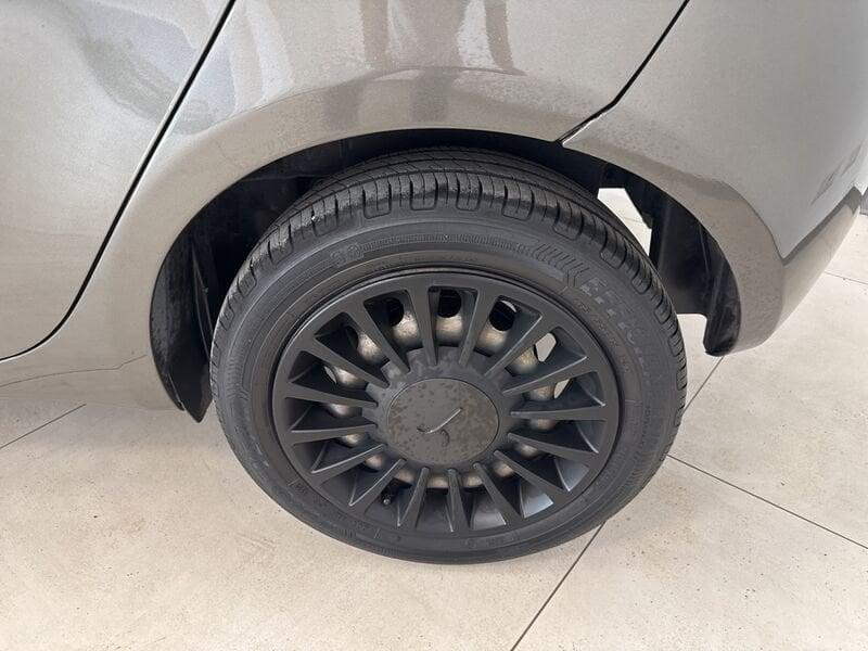 Lancia Ypsilon III 2015 1.0 firefly hybrid Silver s&s 70cv