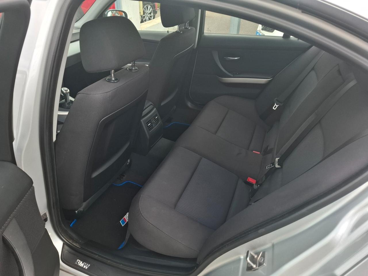Bmw 320d 177cv bxenon-navi anno 2010