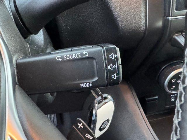 RENAULT Captur Blue dCi 115 CV EDC Business