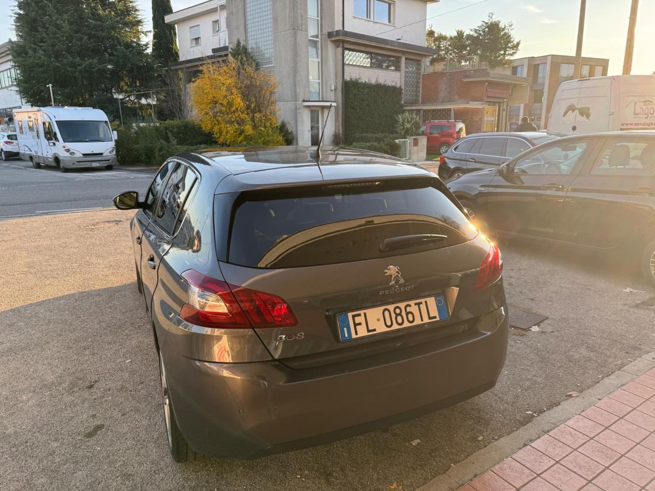 Peugeot 308 BlueHDi 150 S&S Allure