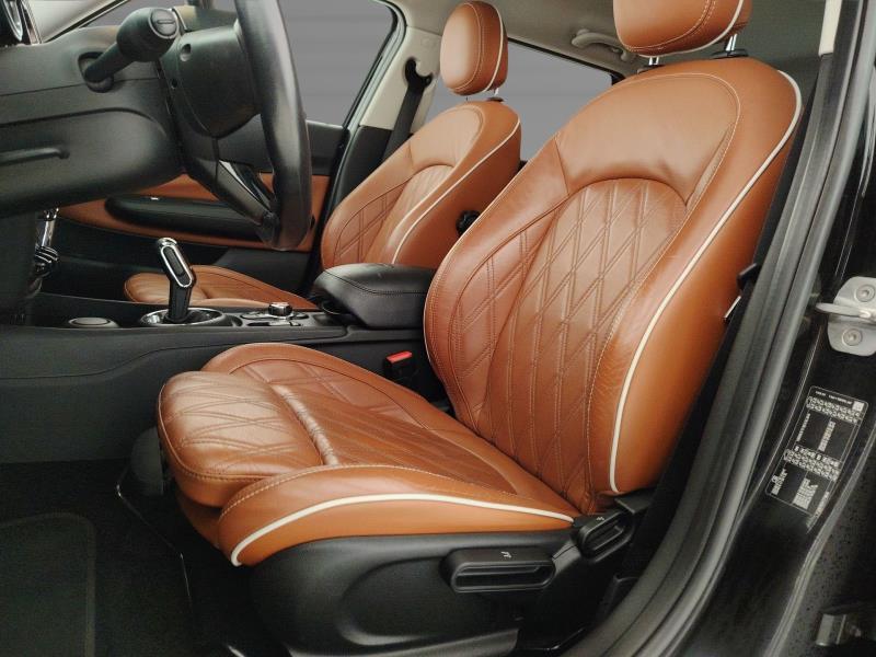 Mini Cooper D Clubman 2.0 Cooper D Mayfair Edition auto