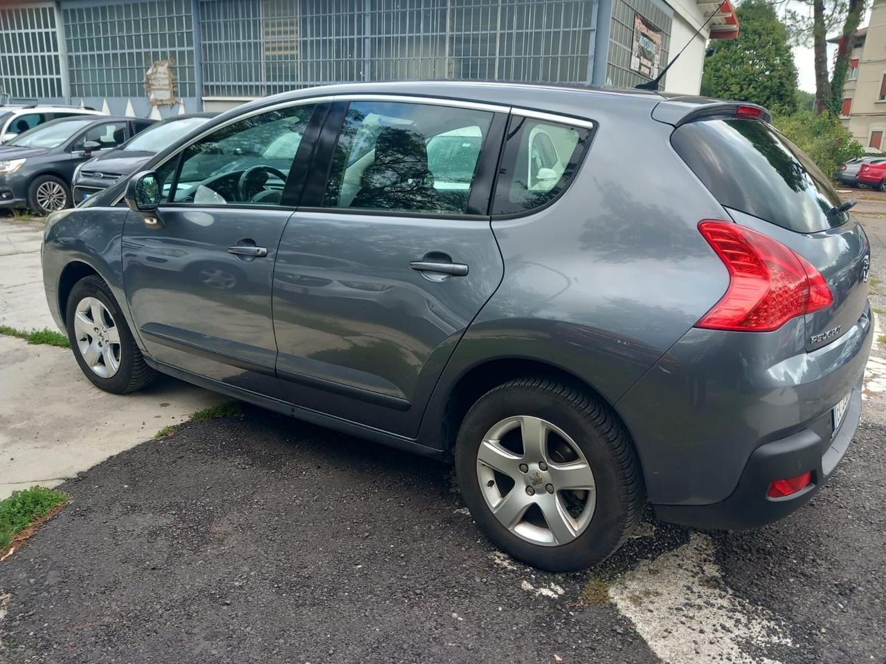 Peugeot 3008 1.6 HDi 112CV Active Mix