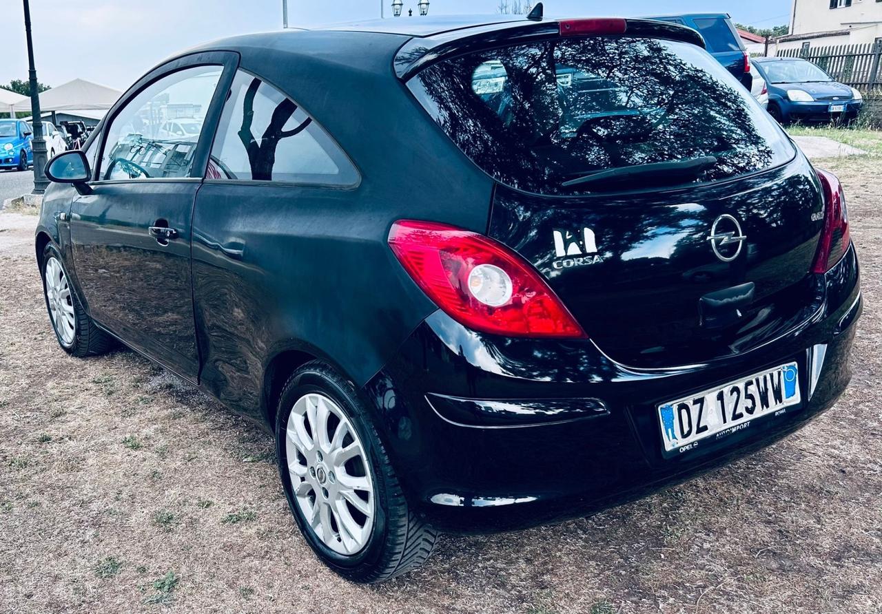Opel Corsa 1.2 80CV GPL