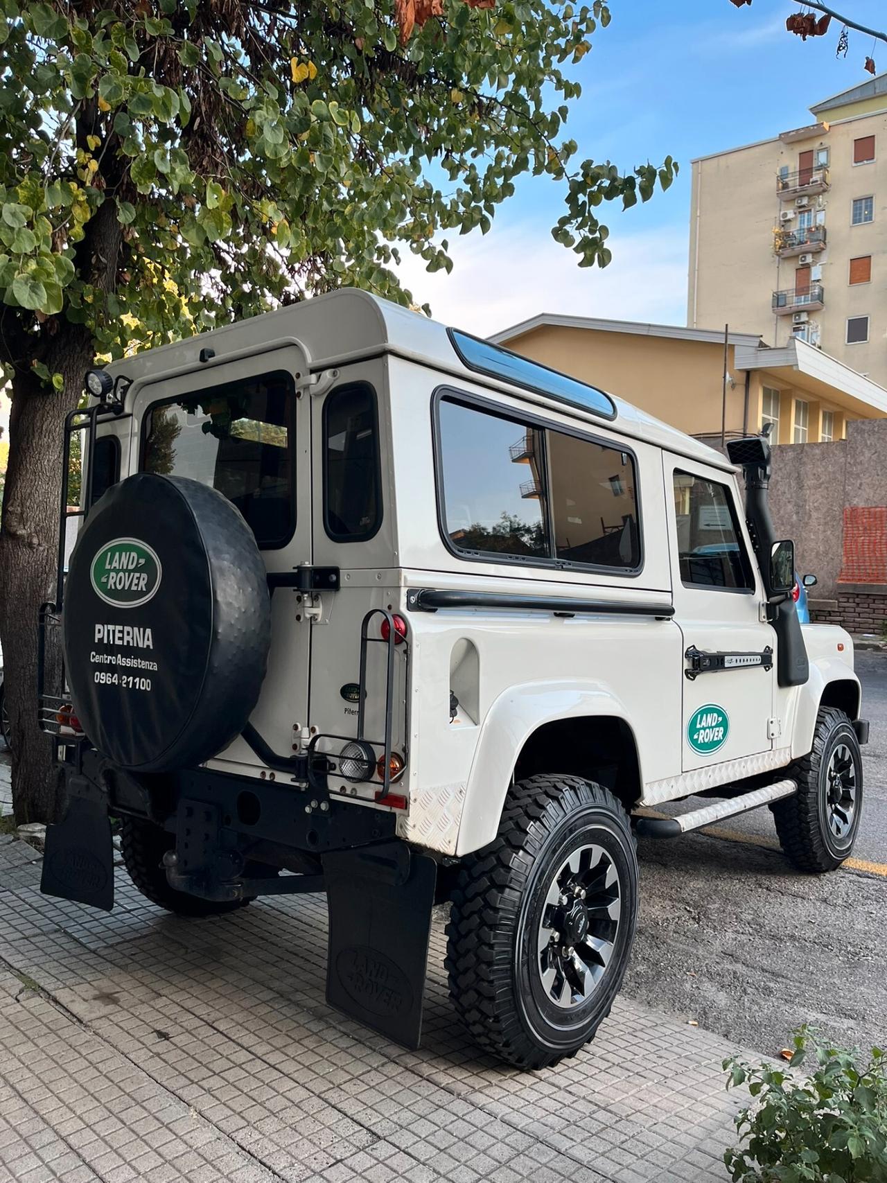Land Rover Defender 90 2.5 Td5 Station Wagon SE