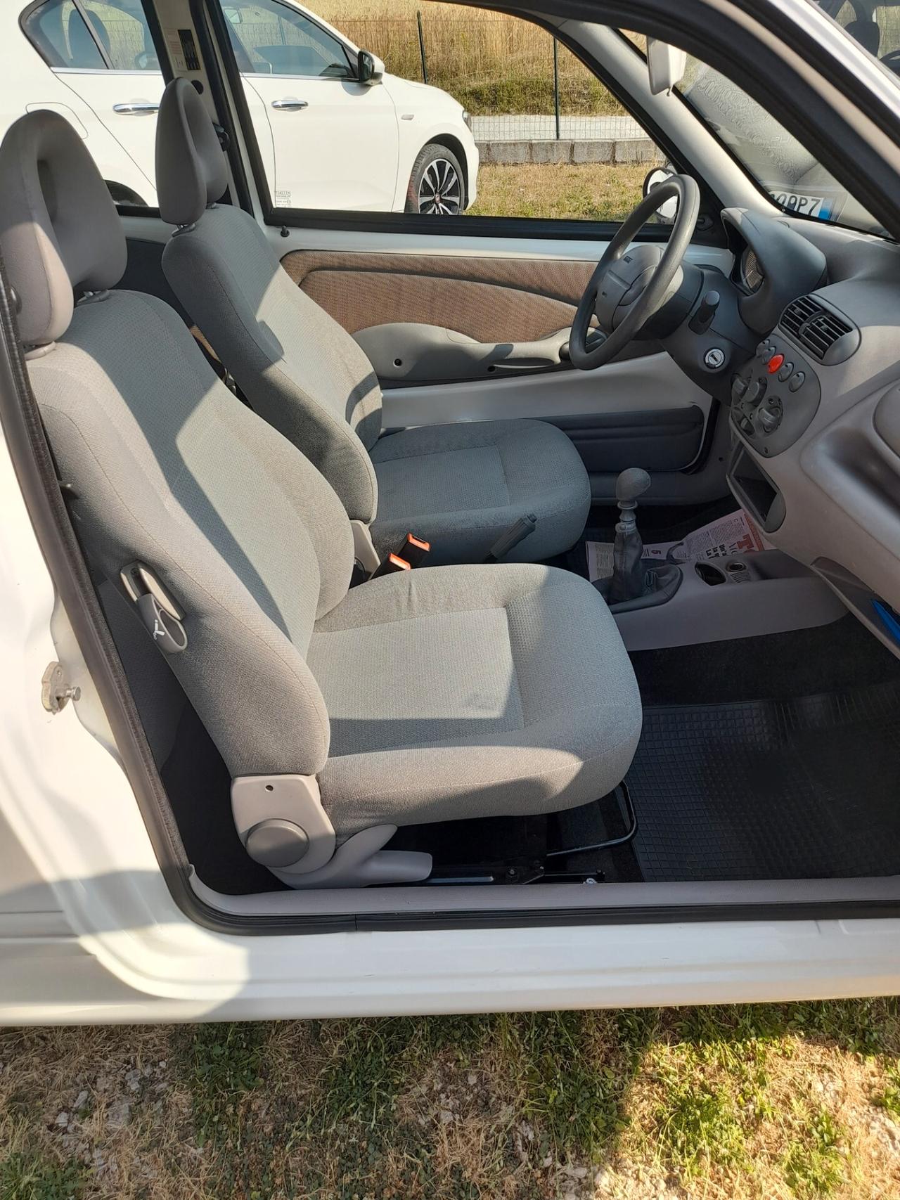 Fiat 600 1.1 Active