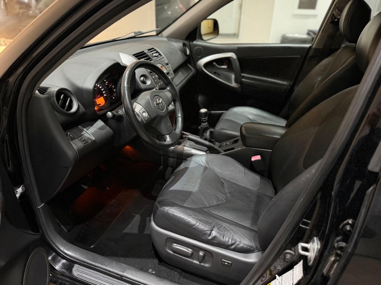 Toyota RAV4 2.2 D-4D 177 CV Luxury Full Optional