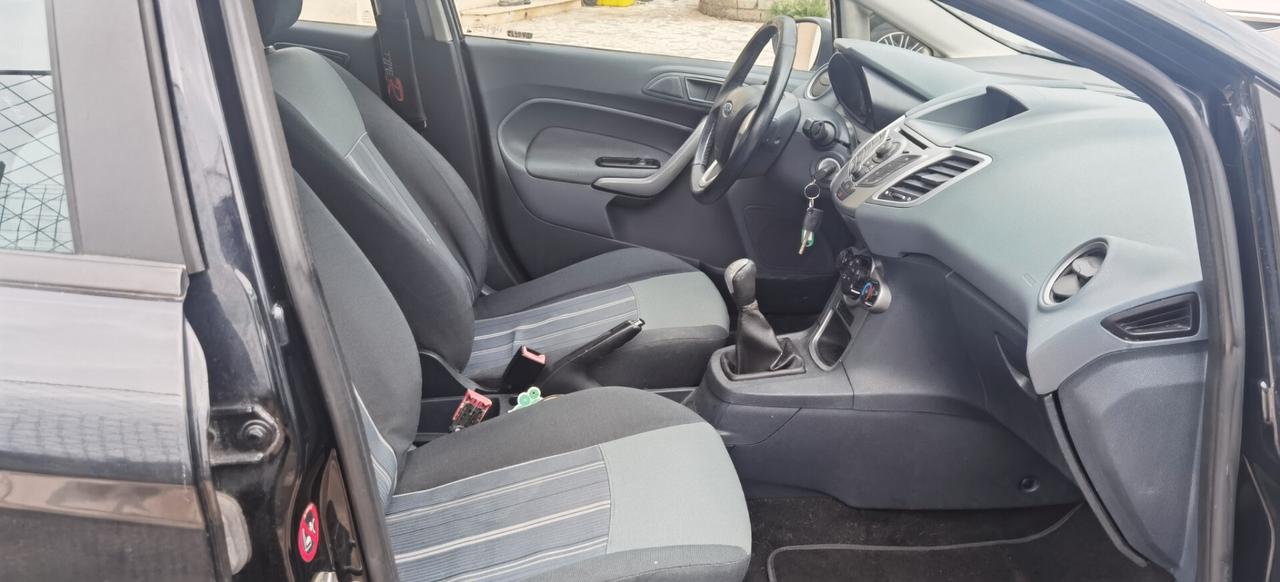 Ford Fiesta 1.4 TDCi 5p. Titanium