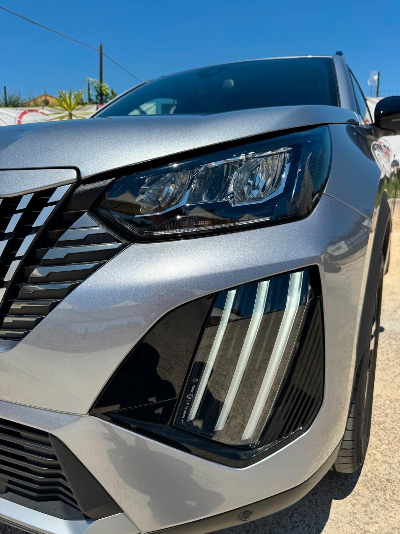 Peugeot 2008 PureTech 100 S&S Allure