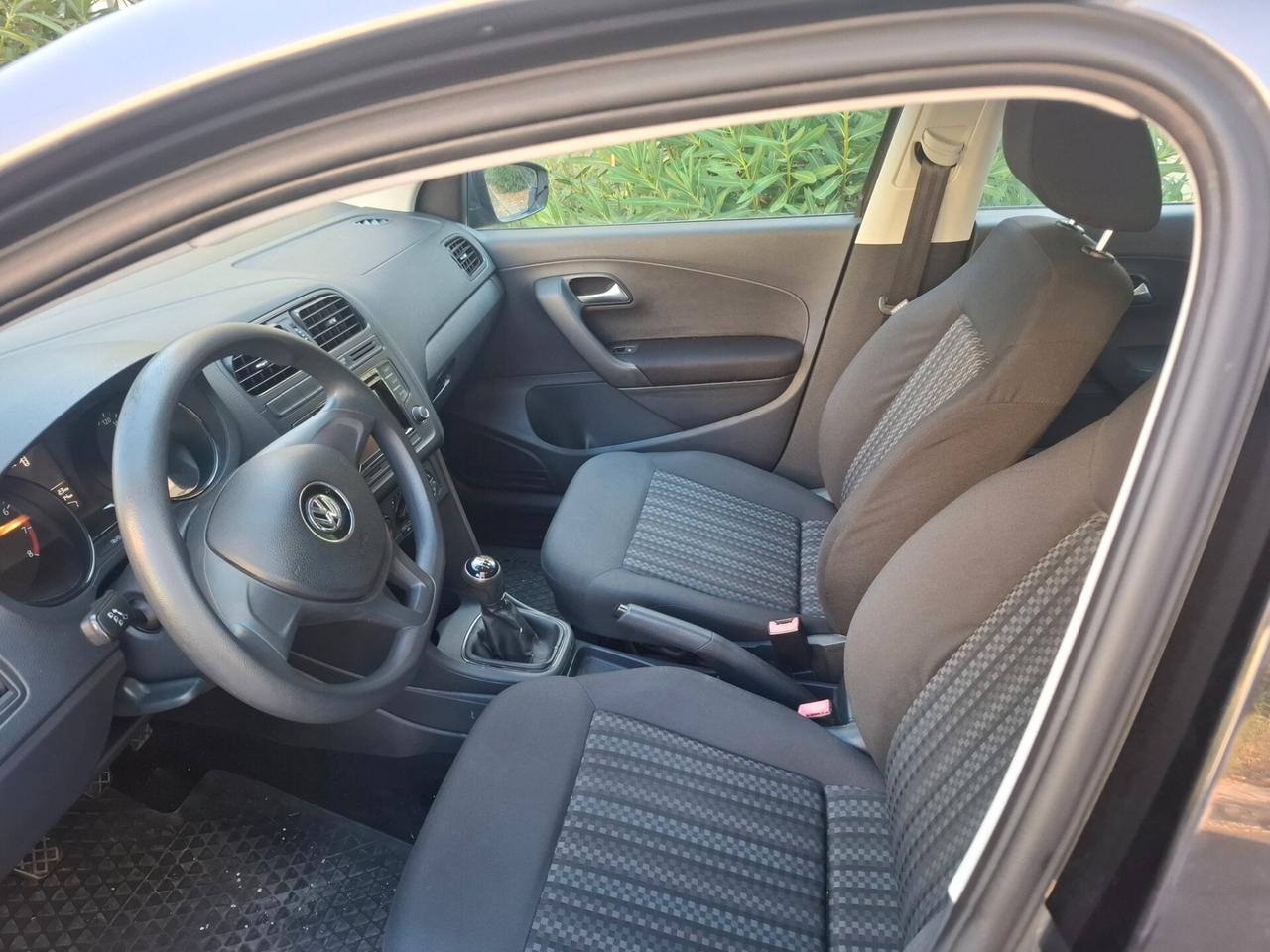 Volkswagen Polo 1.0 MPI 5p. Trendline 2015