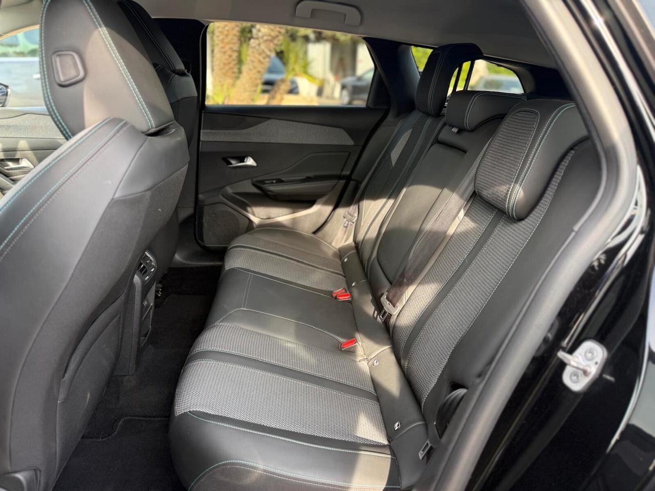 Nuova Peugeot 308 130 EAT8 SW Allure Pack