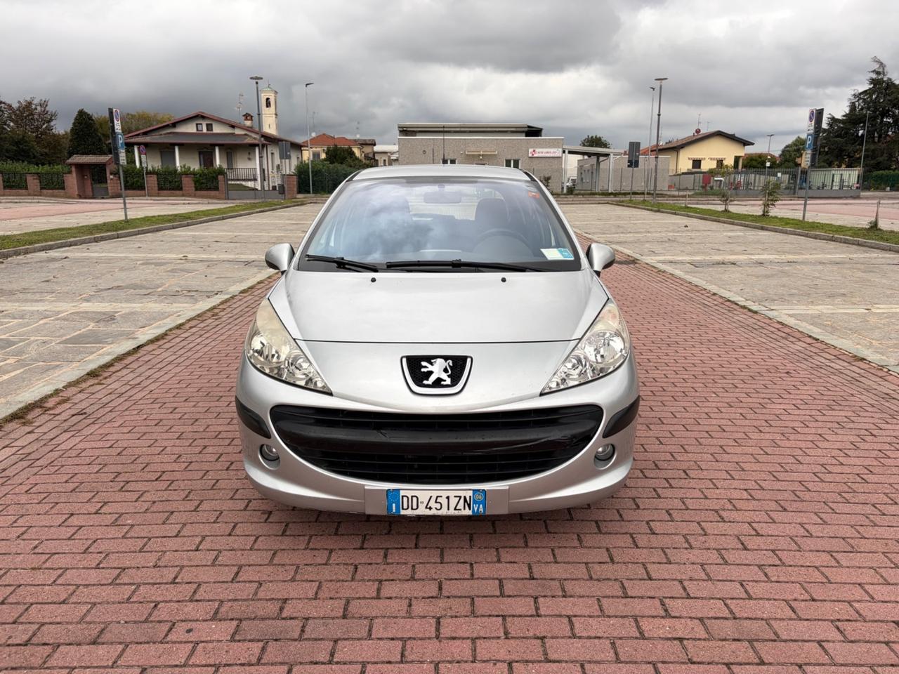 Peugeot 207 1.4 88CV 3p. XS