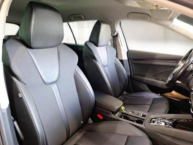 SKODA Octavia 2.0 TDI EVO SCR DSG Wagon Executive