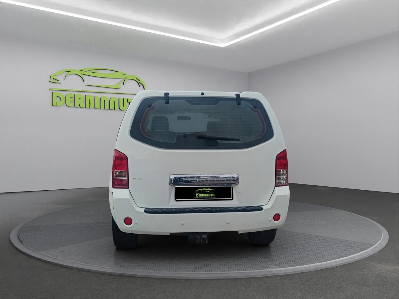 Nissan Pathfinder 2.5 dCi XE