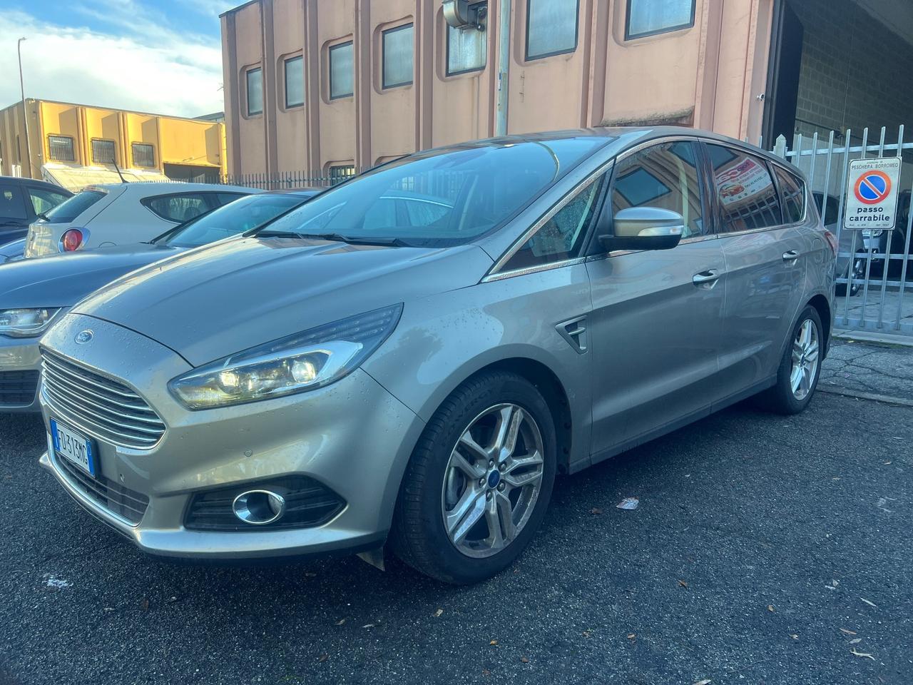 Ford S-Max 2.0 TDCi 180CV Start&Stop Powershift Titanium