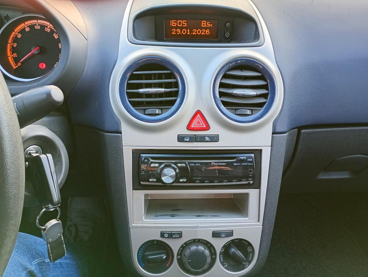 Opel Corsa 1.2 5 porte Australian Edition