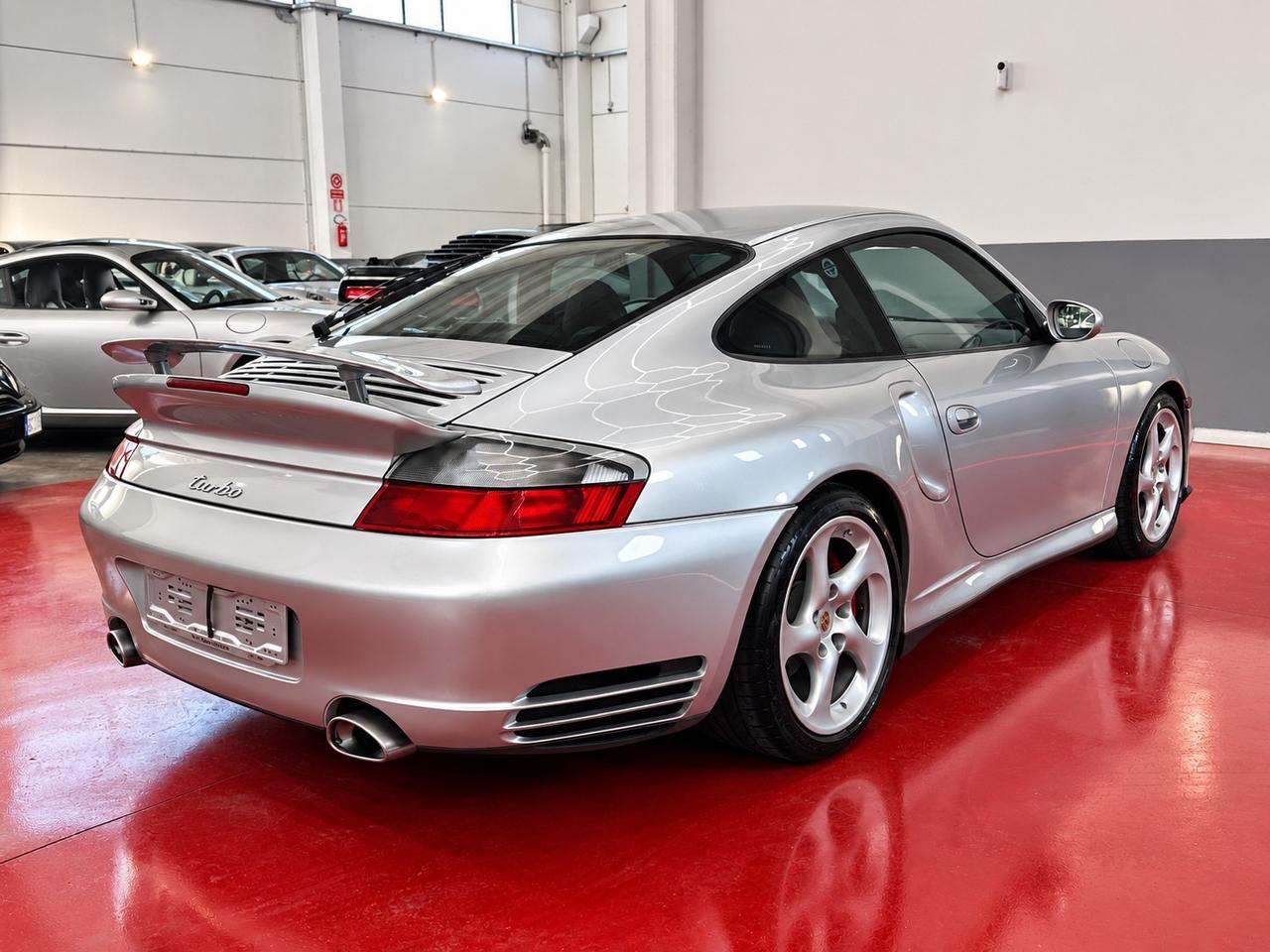 Porsche 911 Turbo x50 (kit 450CV) cat Coupé