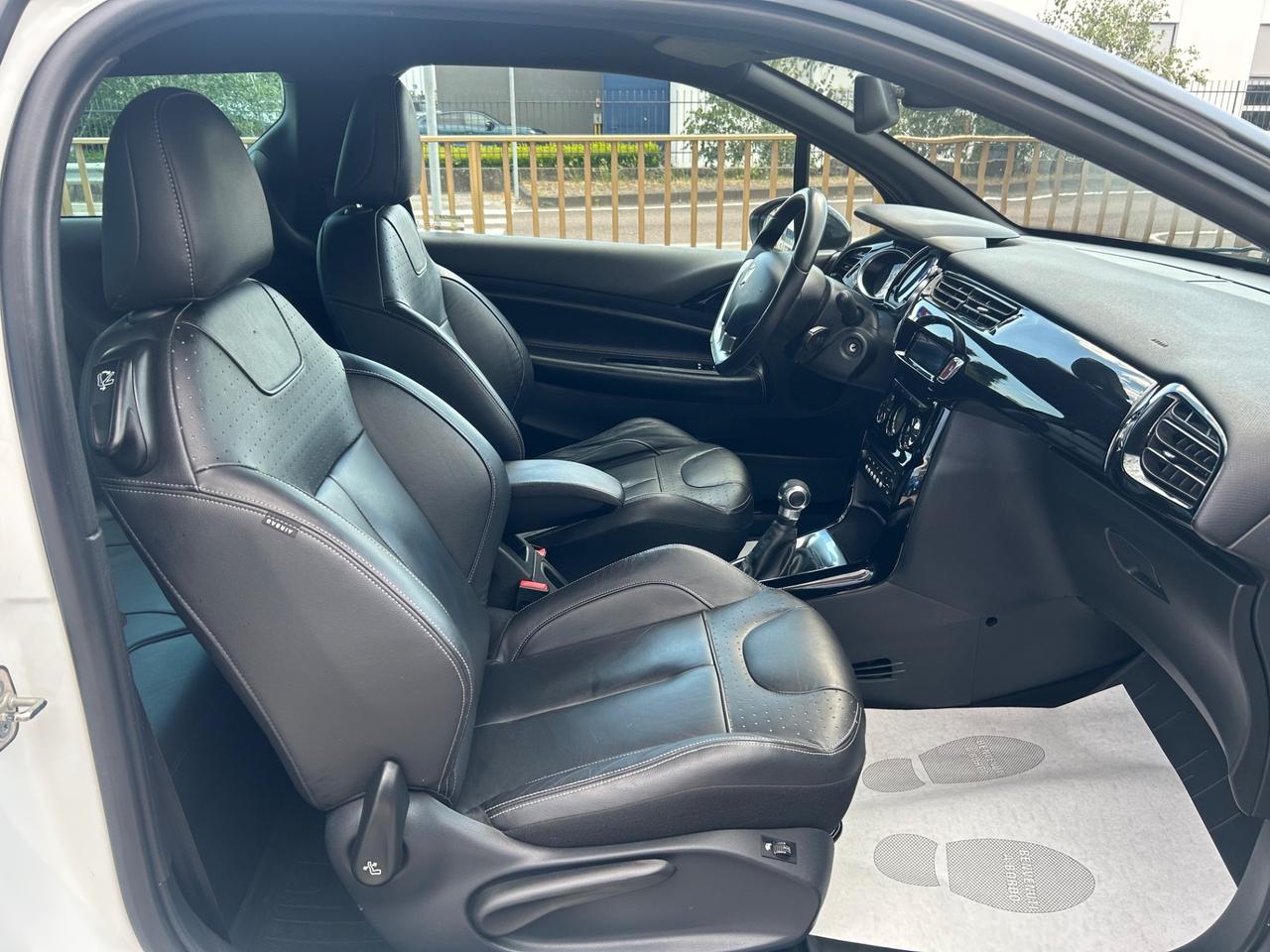 DS DS3 - 2015 1.2 82 cv 138.000 KM