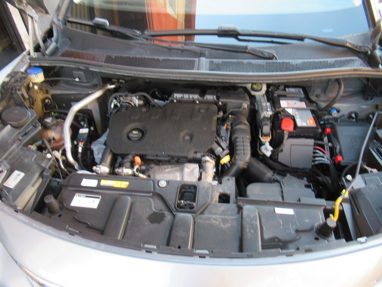 Peugeot 3008 BlueHDi 130 S&S Business