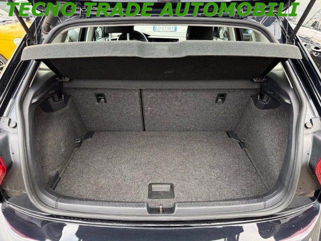 VOLKSWAGEN Polo 1.0 TSI DSG Sport