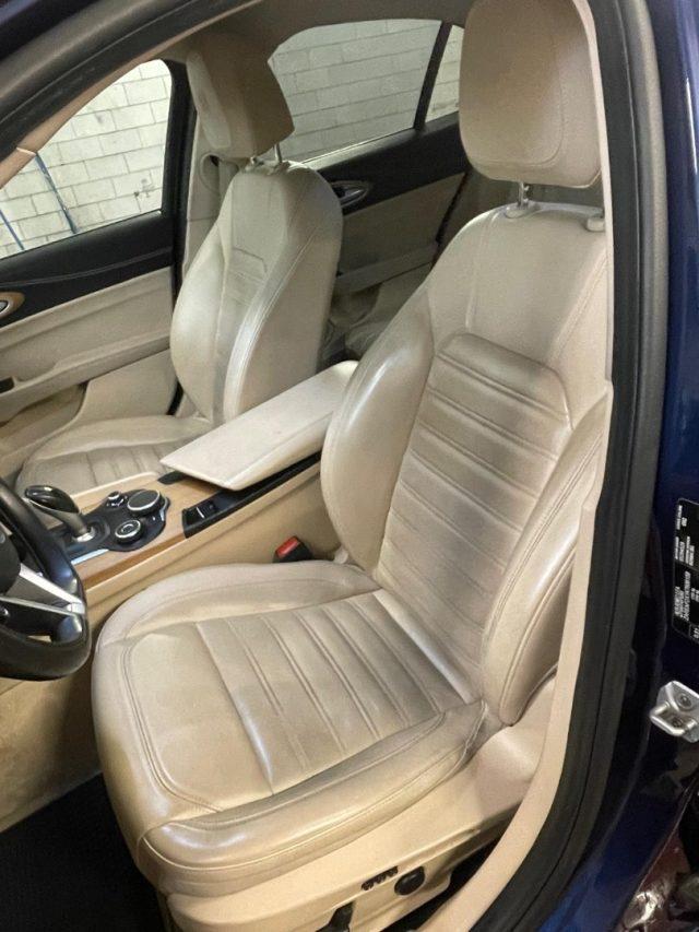 ALFA ROMEO Giulia 2.2 Turbodiesel 210 CV AT8 AWD Q4 Veloce