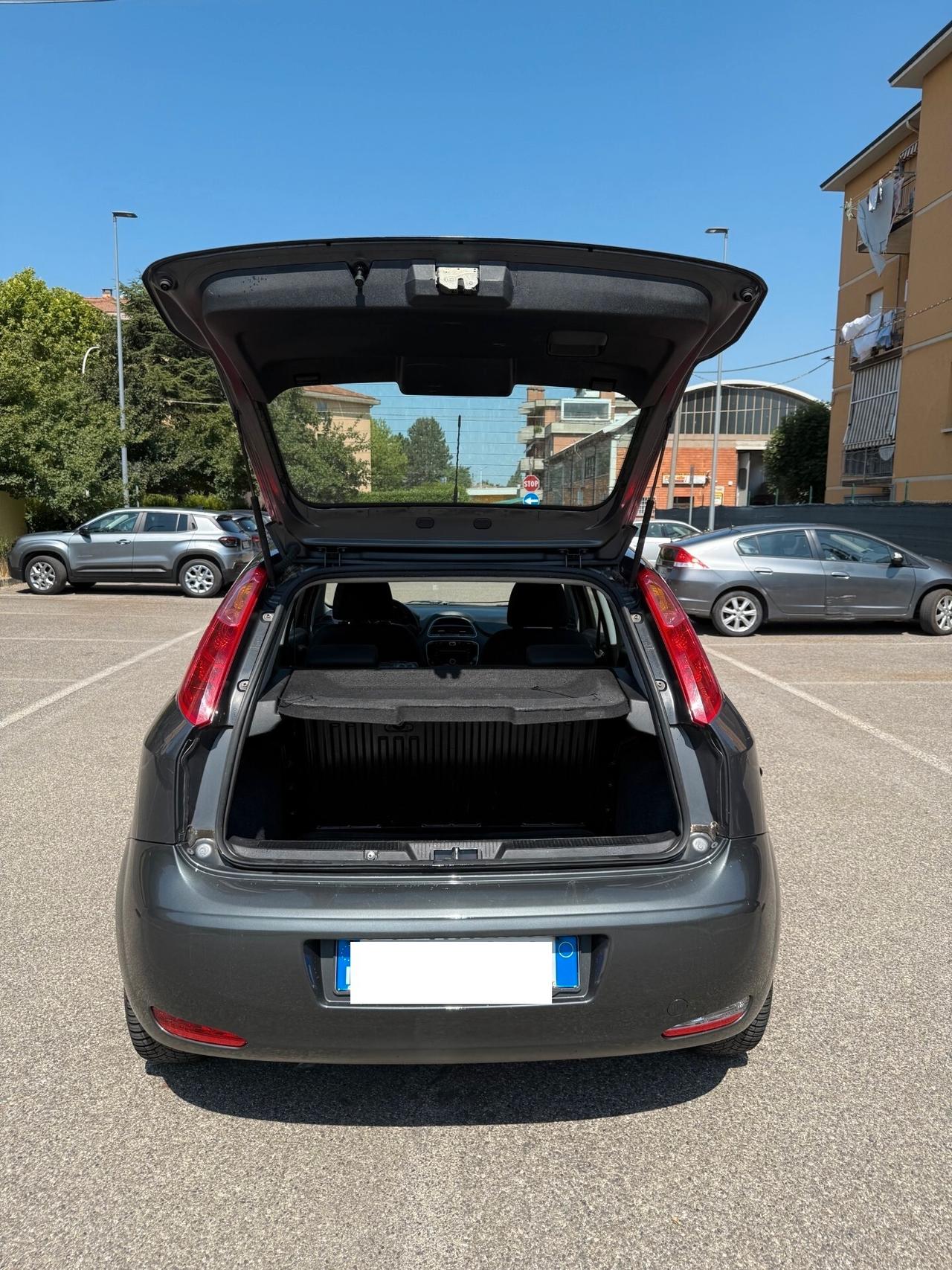 Fiat Punto Evo 1.2 - NEOPATENTATI - 12 MESI DI GARANZIA -