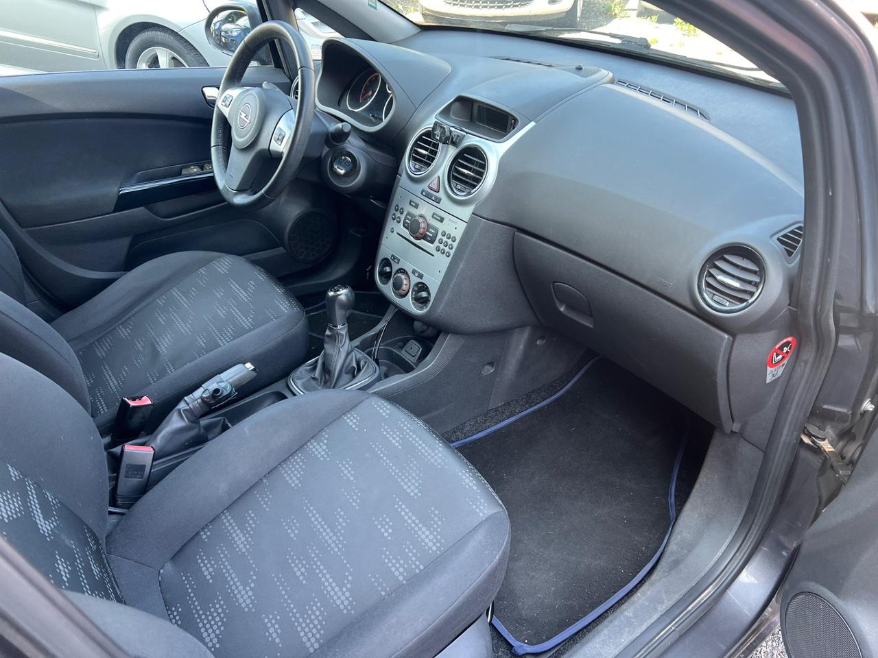 Opel Corsa 1.2 5 porte Elective